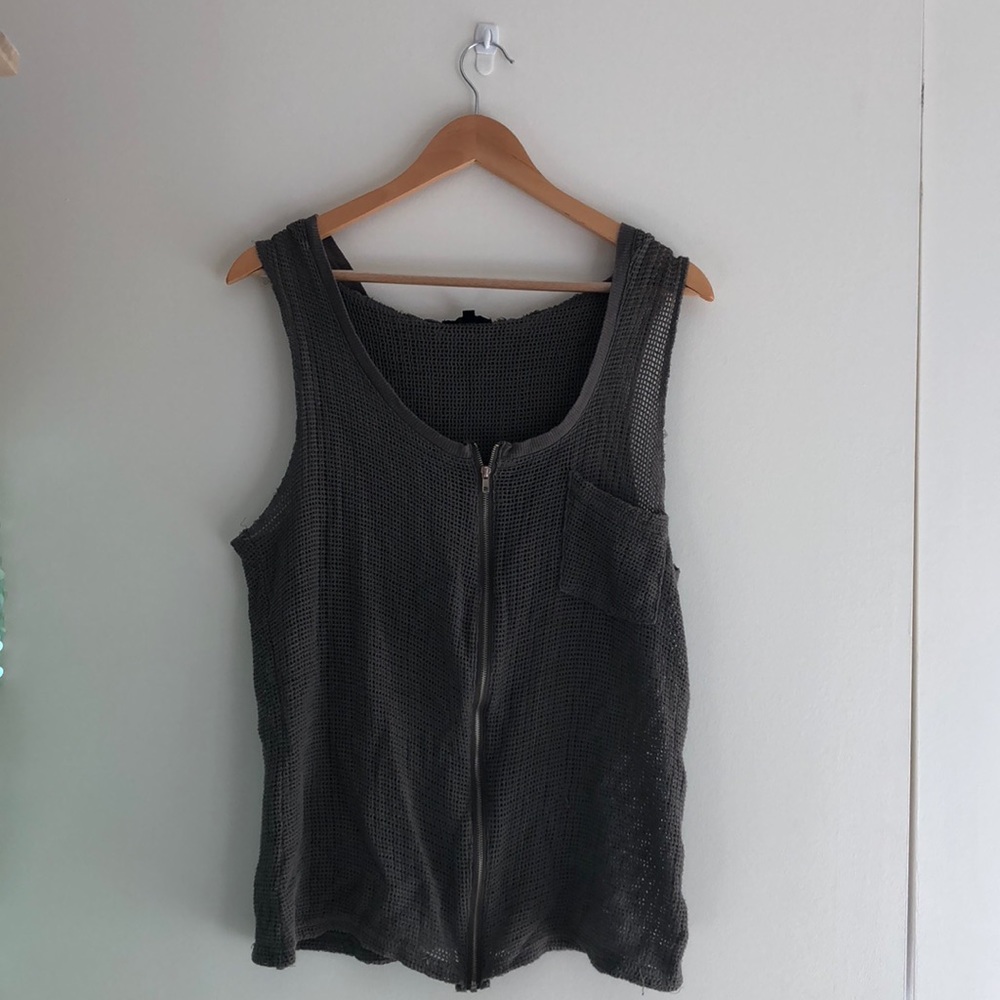Cool netted top